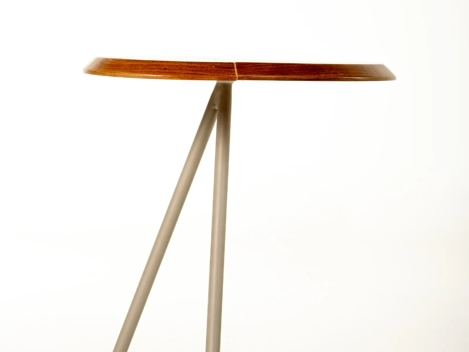 Mesa Lateral Jardim